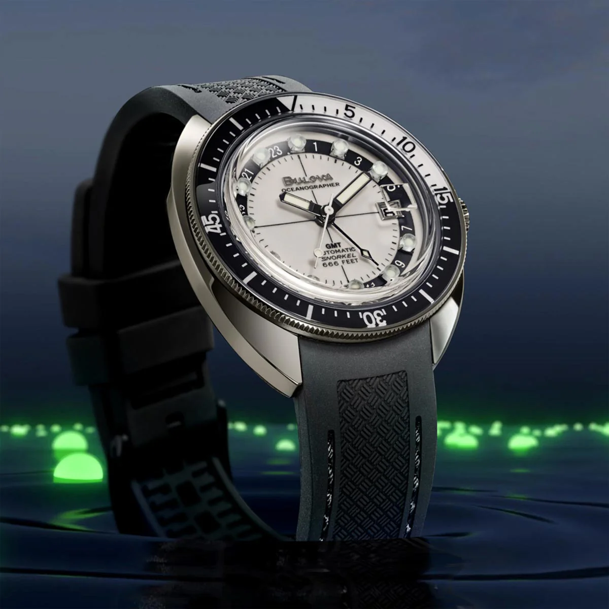 Bulova Oceanographer Devil Diver GMT 98B407 - Image 2