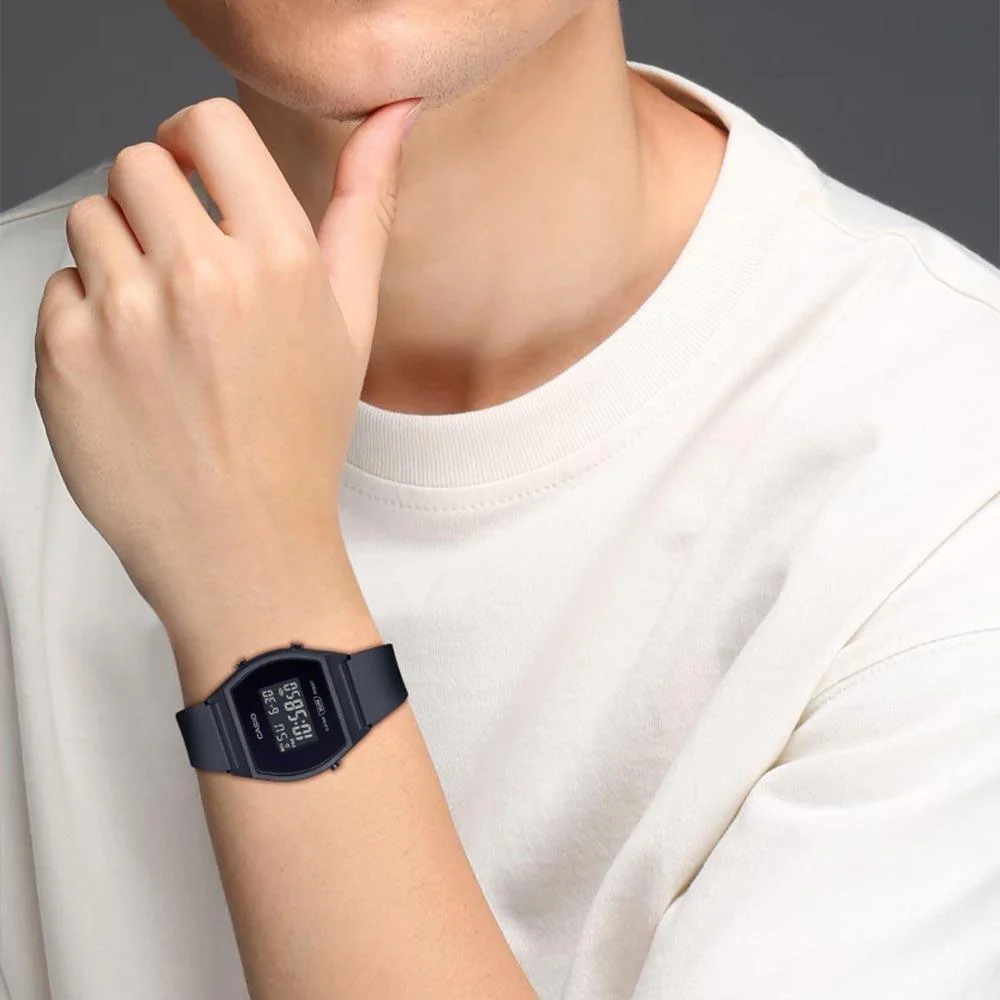 Casio Vintage Series Watch LW-204-1B - Image 3