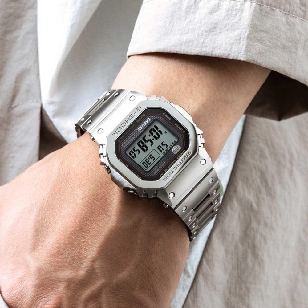 G-Shock MR-G Titanium MRG-B5000D-1 - Image 4