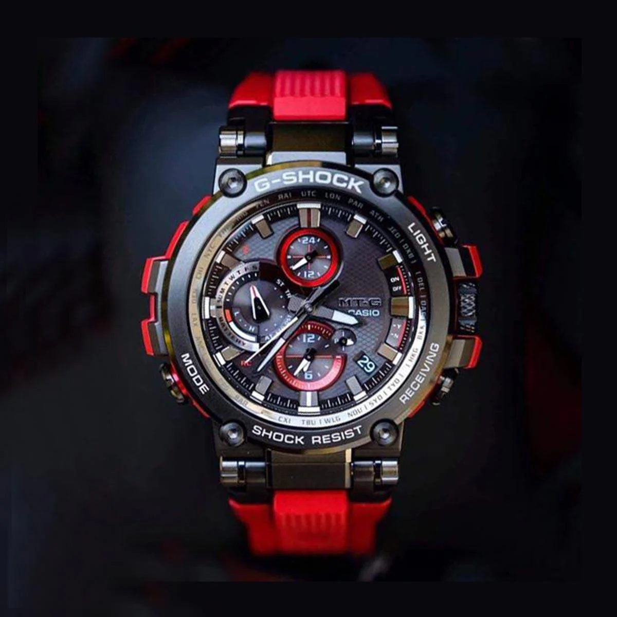 G-Shock MT-G Watch MTG-B1000B-1A4 - Image 4
