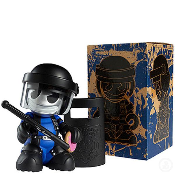 Kidrobot Mad 8" Kidriot - Image 4