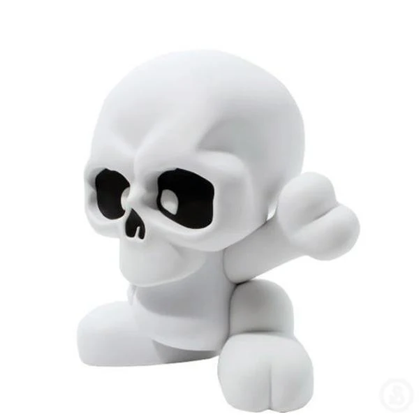 Medicom Toy x Mastermind Japan Skullkid - Image 3