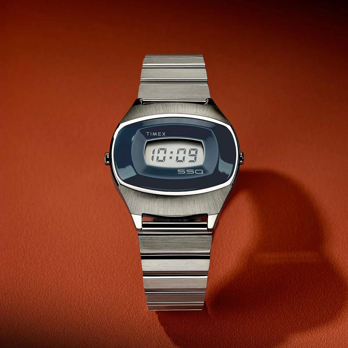 Q Timex 1975 SSQ Digital Reissue TW2Y06100 - Image 4