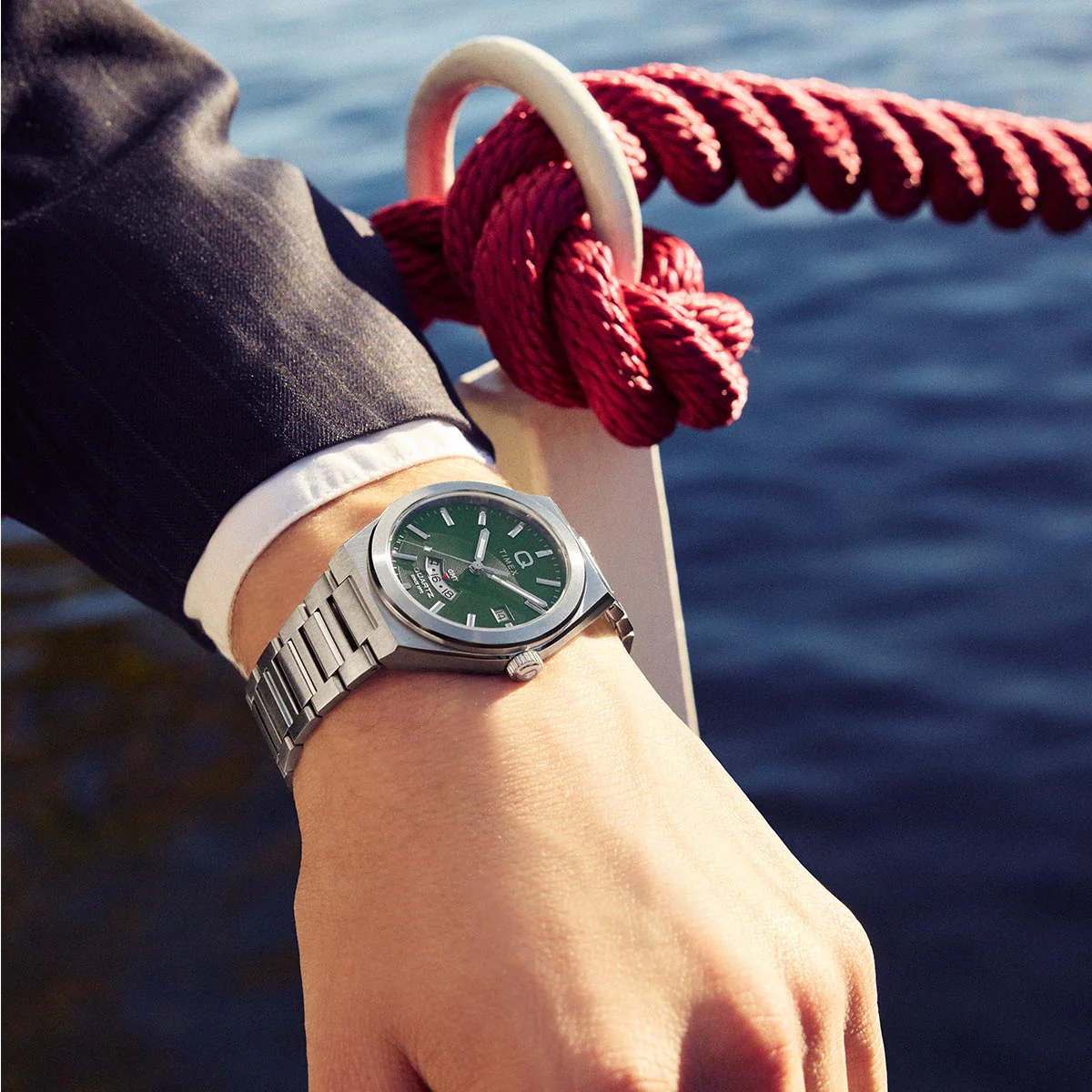 Q Timex Continental GMT TW2Y24800 - Image 3
