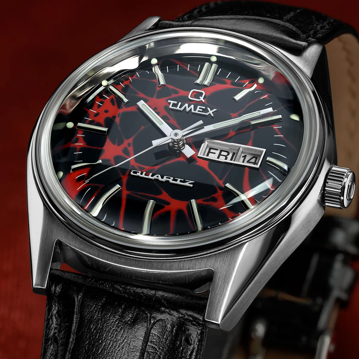 Q Timex Red Vega 1978 Reissue TW2Y55700 - Image 3