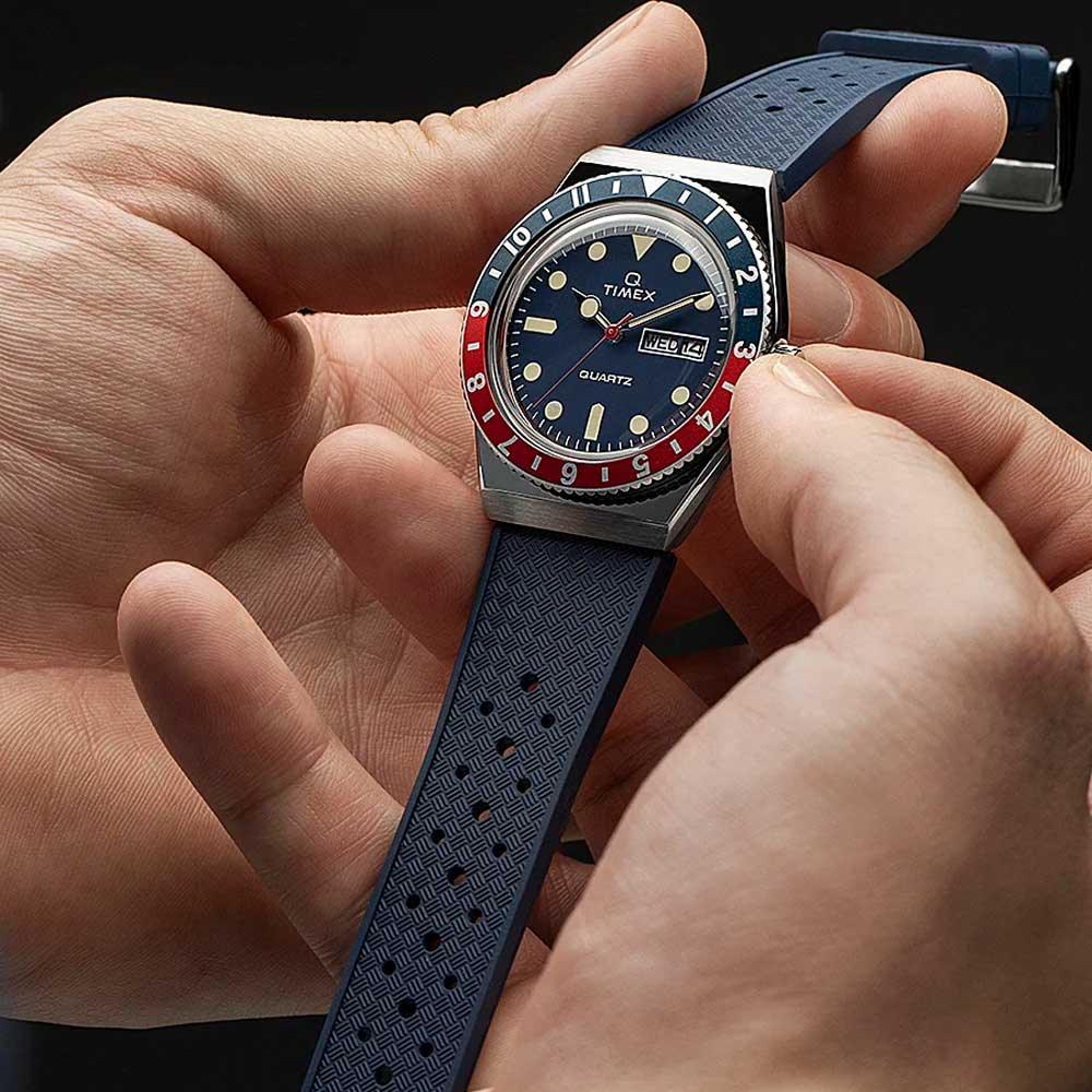 Q Timex Reissue Watch TW2V32100 - Image 5