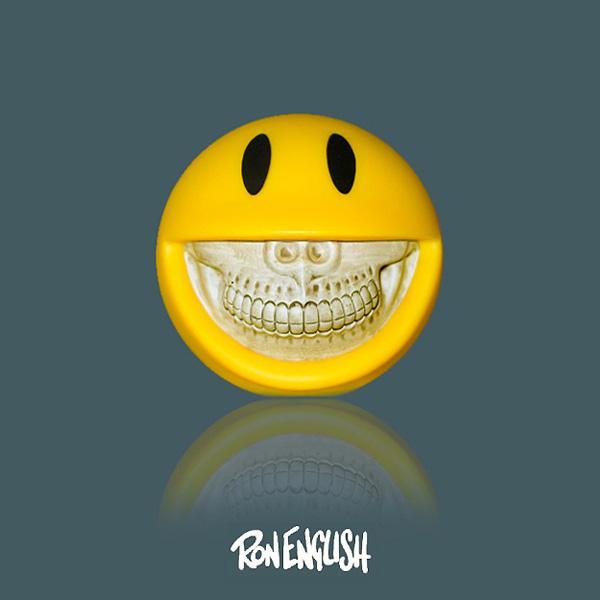 Ron English Smiley Grin Coin Bank - Image 4