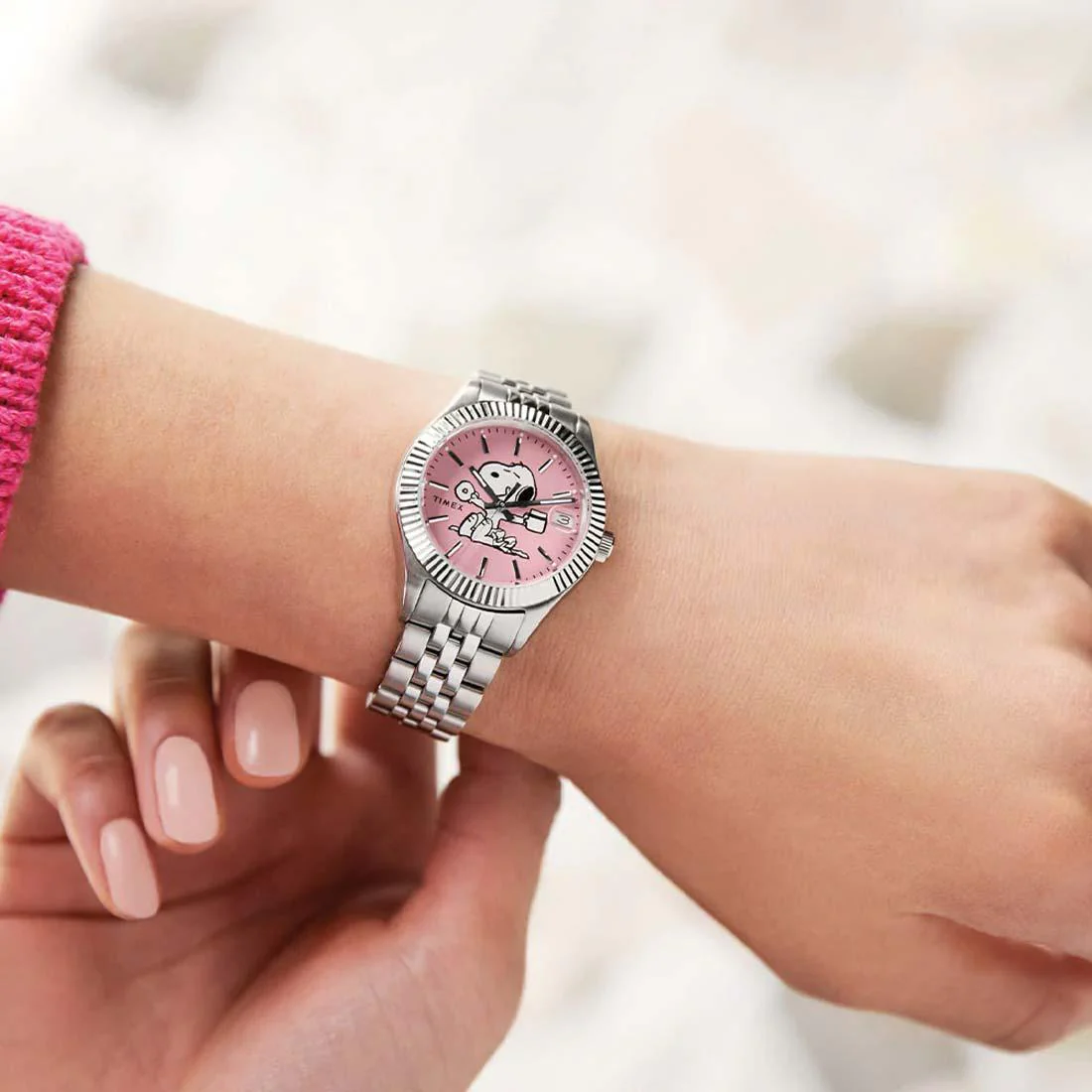 Timex Legacy Peanuts Snoopy 34mm TW2V47400 - Image 3