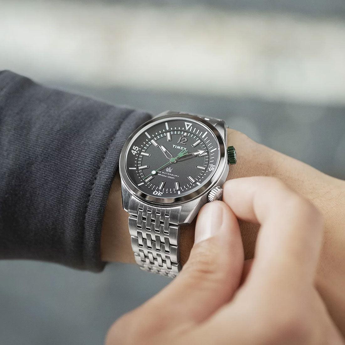 Timex Waterbury Diver Watch TW2V49700 - Image 2